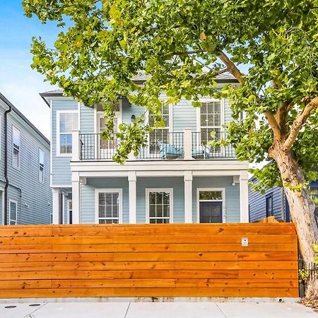 Hosteeva Chic Urban Retreat W Pool Steps To St Charles Ave And Near Bourbon St Appartement New Orleans Buitenkant foto