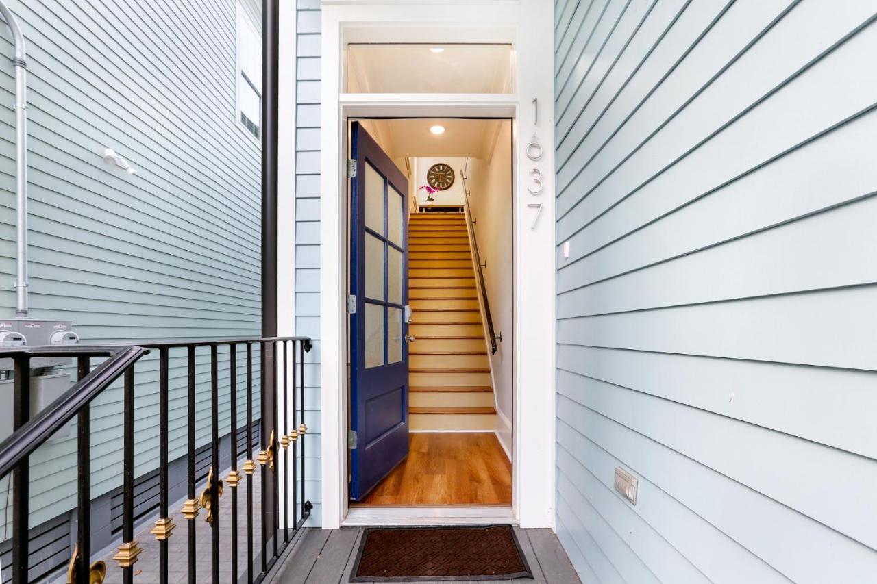 Hosteeva Chic Urban Retreat W Pool Steps To St Charles Ave And Near Bourbon St Appartement New Orleans Buitenkant foto