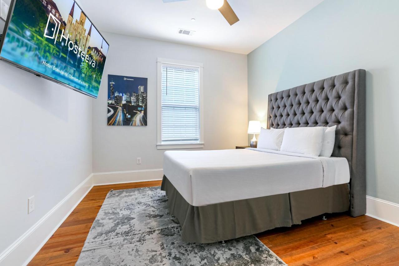 Hosteeva Chic Urban Retreat W Pool Steps To St Charles Ave And Near Bourbon St Appartement New Orleans Buitenkant foto